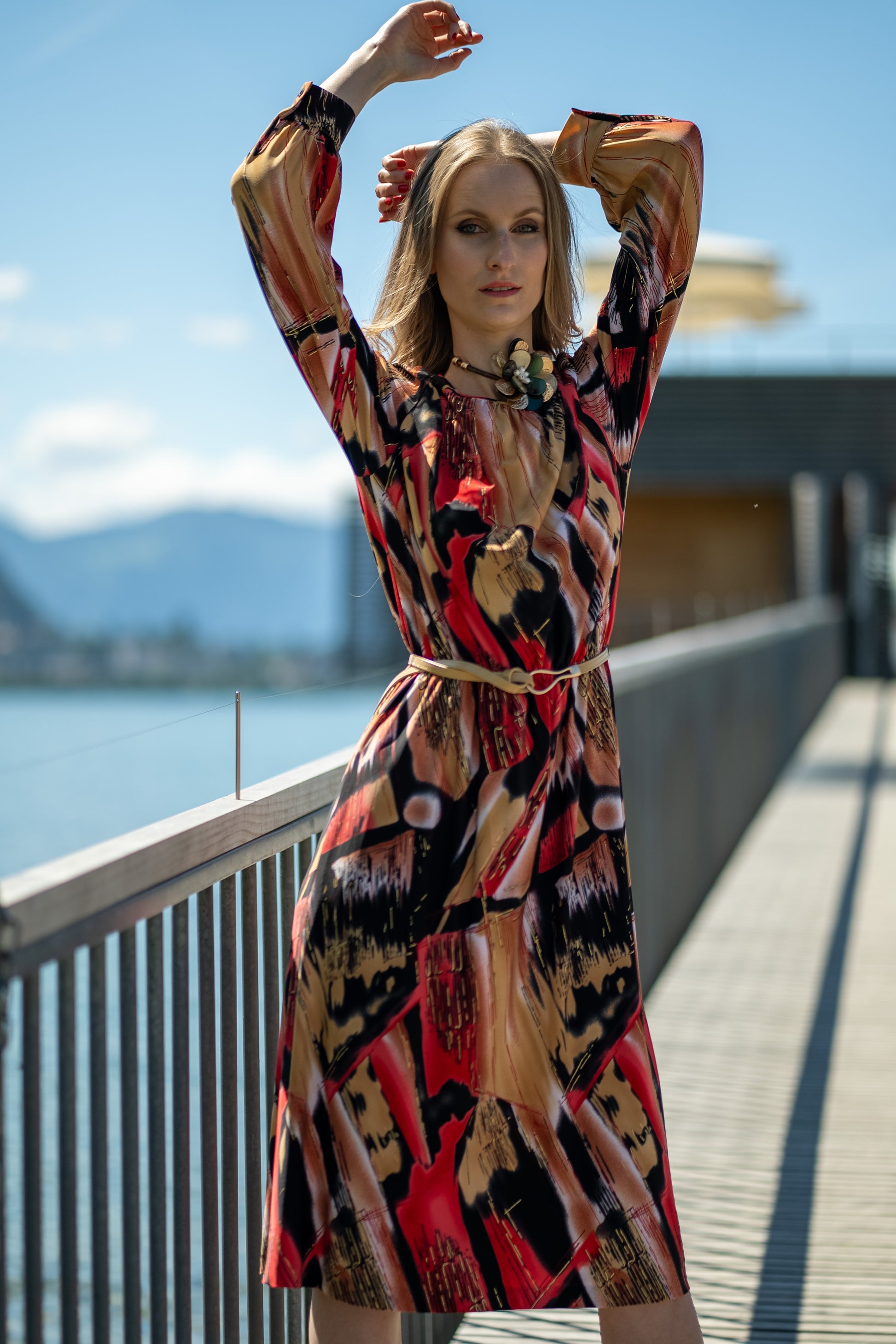 Langarm-Kleid aus gemustertem stretch Jersey